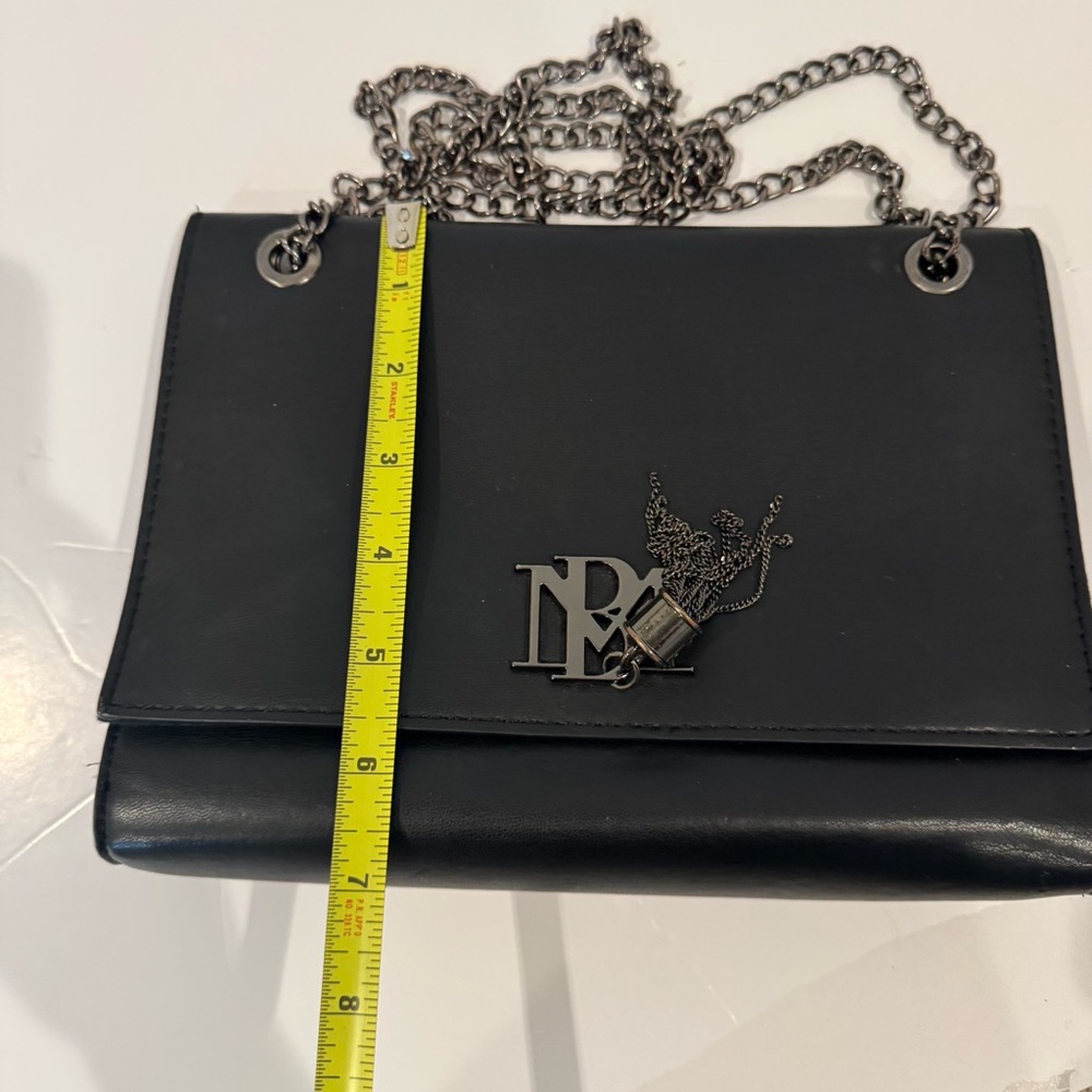 Badgley Mischka Black Leather Chain Crossbody Bag Tassel Accent Purse Cocktail - Picture 5 of 13